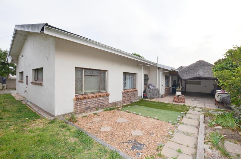 6 Bedroom Property for Sale in Parow North Western Cape